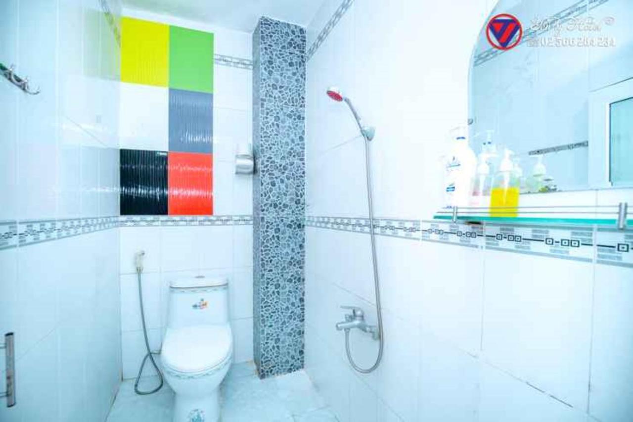 Yen Vy Hotel Куинён Экстерьер фото